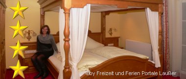 Romantisches Himmelbett im 4 Sterne Hotel Bayerischer Wald