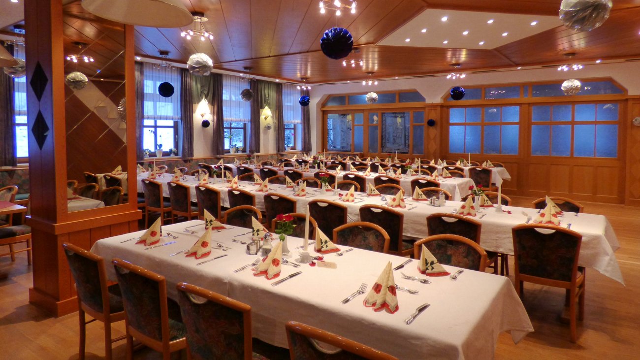 Hotel mit Biergarten bei Regensburg Übernachtung günstig