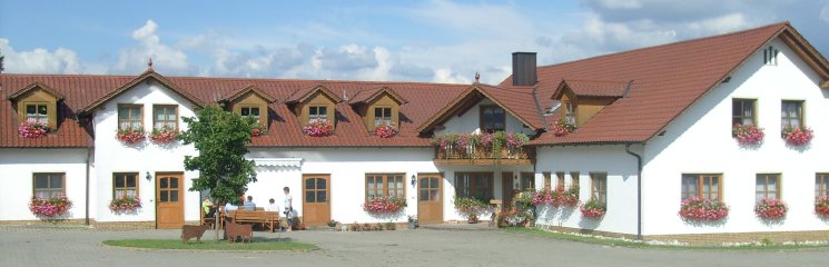 Ferienhof Nißl Neunburg vorm Wald Ansicht vom Haus